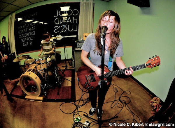 Sheena Ozzella of Lemuria